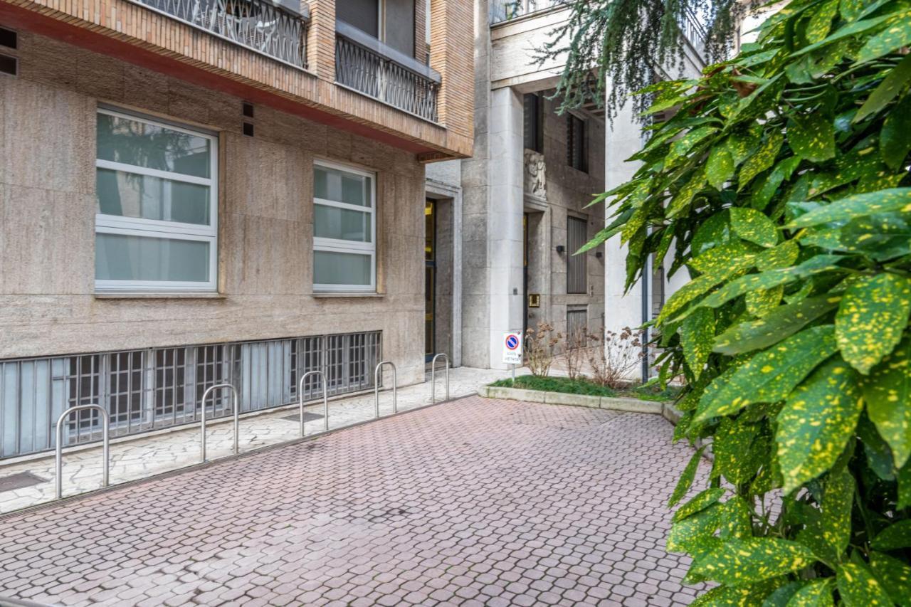 Easylife - Elegante Monolocale In Corso Magenta Apartamento Milão Exterior foto
